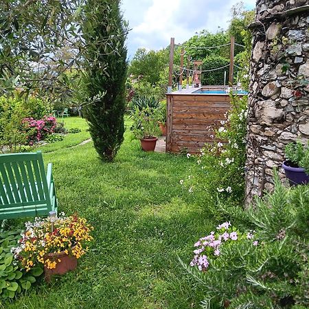 Monti Guesthouse Monti di Licciana Nardi 外观 照片