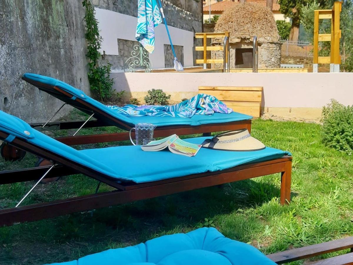 Monti Guesthouse Monti di Licciana Nardi 外观 照片